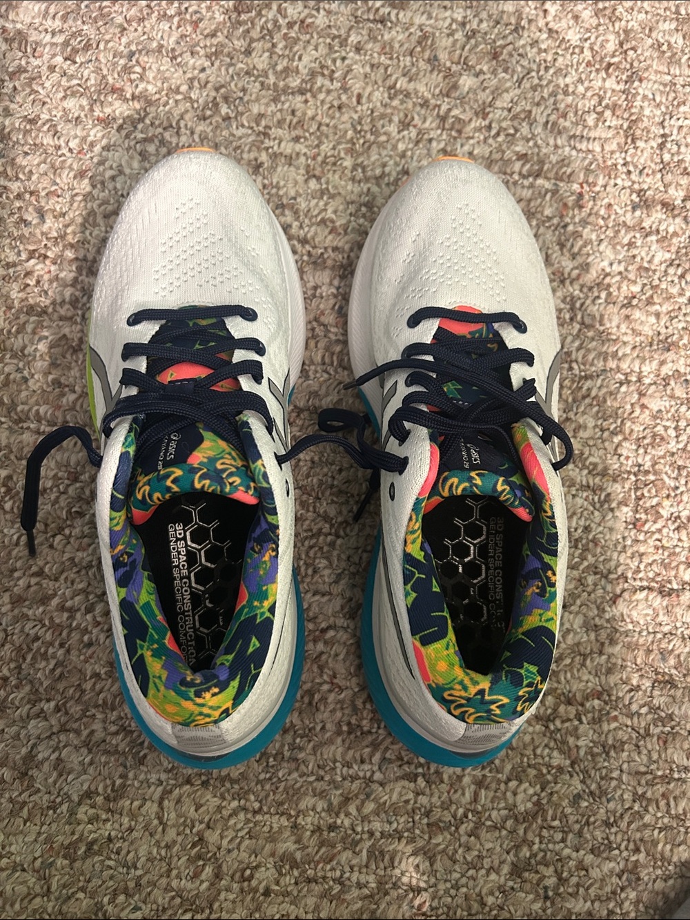 Men’s size 8 ASICS Gel Kayano 29 Lite-Show